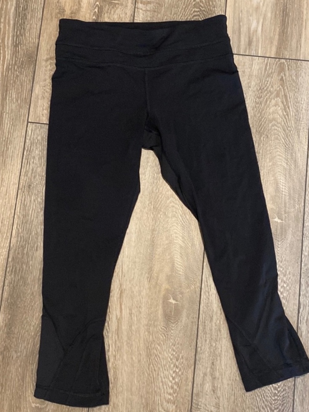 lululemon athletica Black Capri Leggings